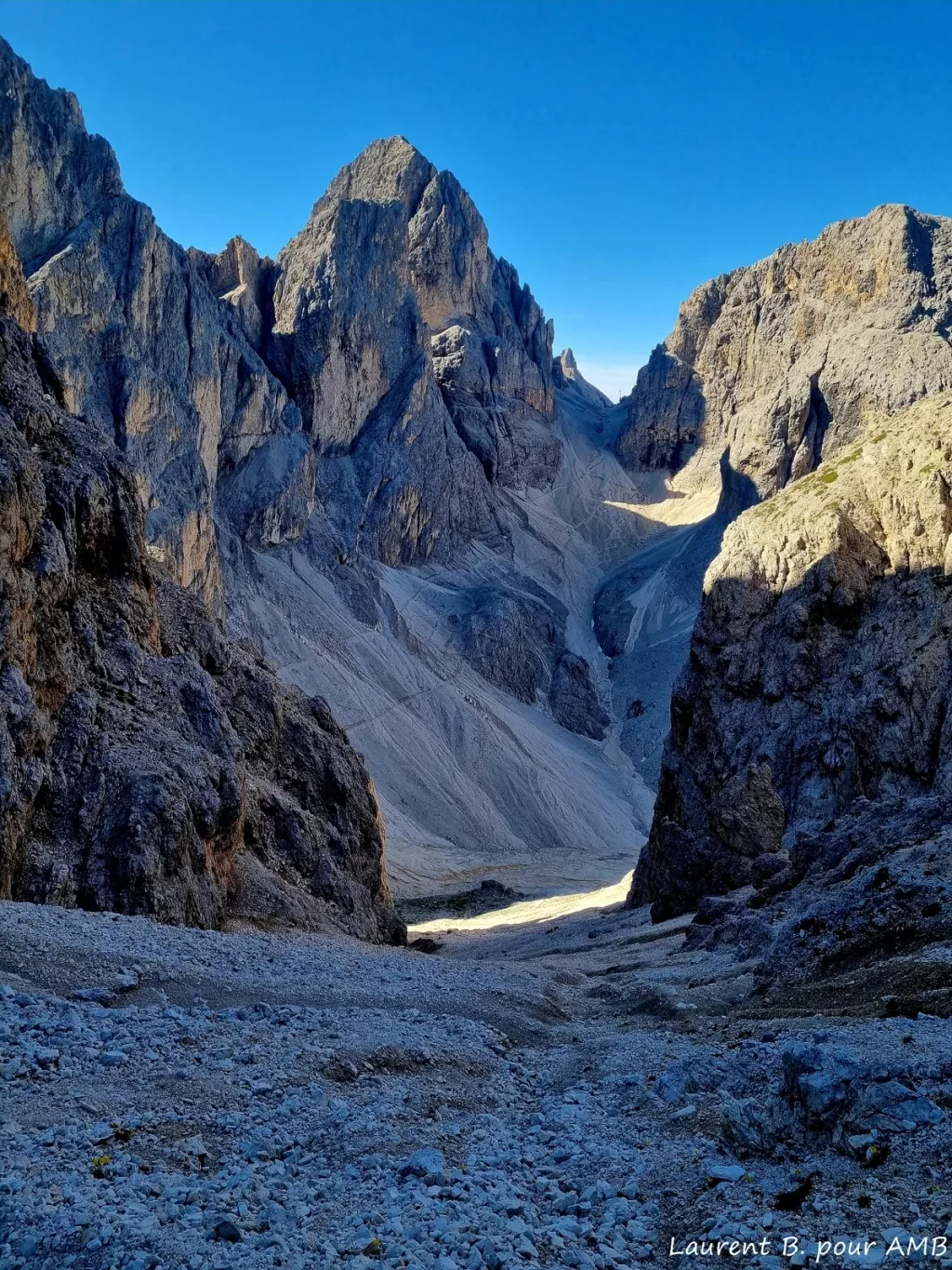 media-librarypm9v51rr3aspf2KTG7l