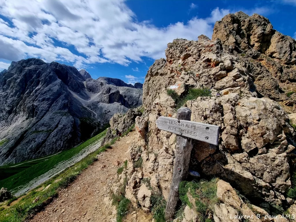 media-libraryvlefdve3i4bq1uVwtSp