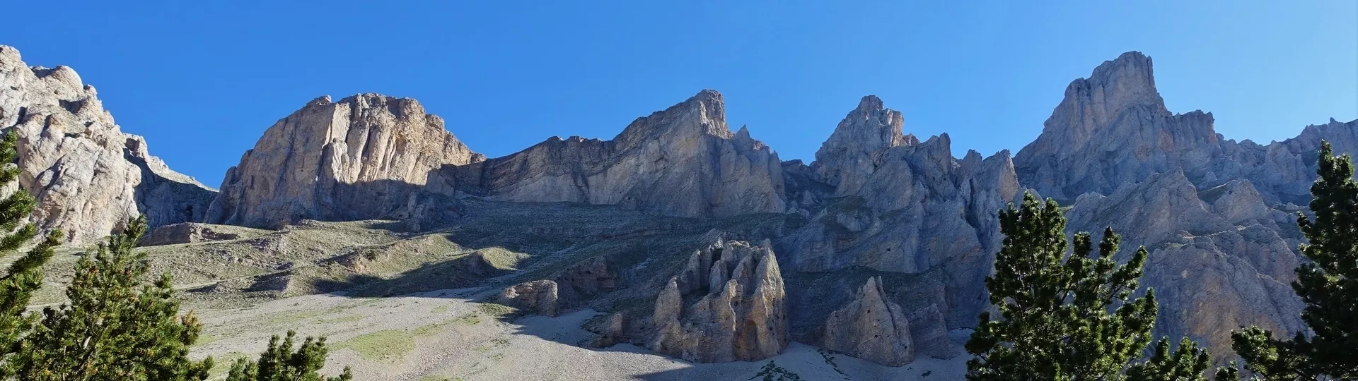 ENTRE VERCORS ET DÉVOLUY en Liberté