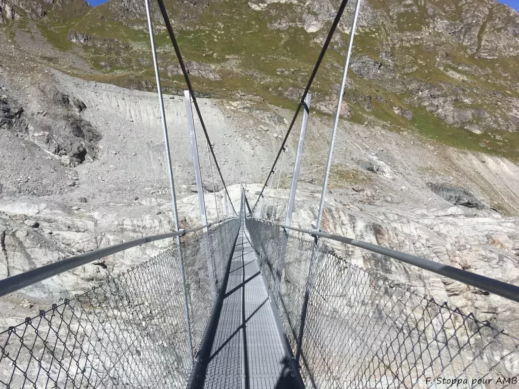 media-libraryrecraebur2caaWAliFn