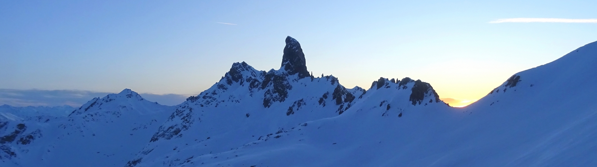 TOUR DE LA PIERRA MENTA EN RAQUETTES