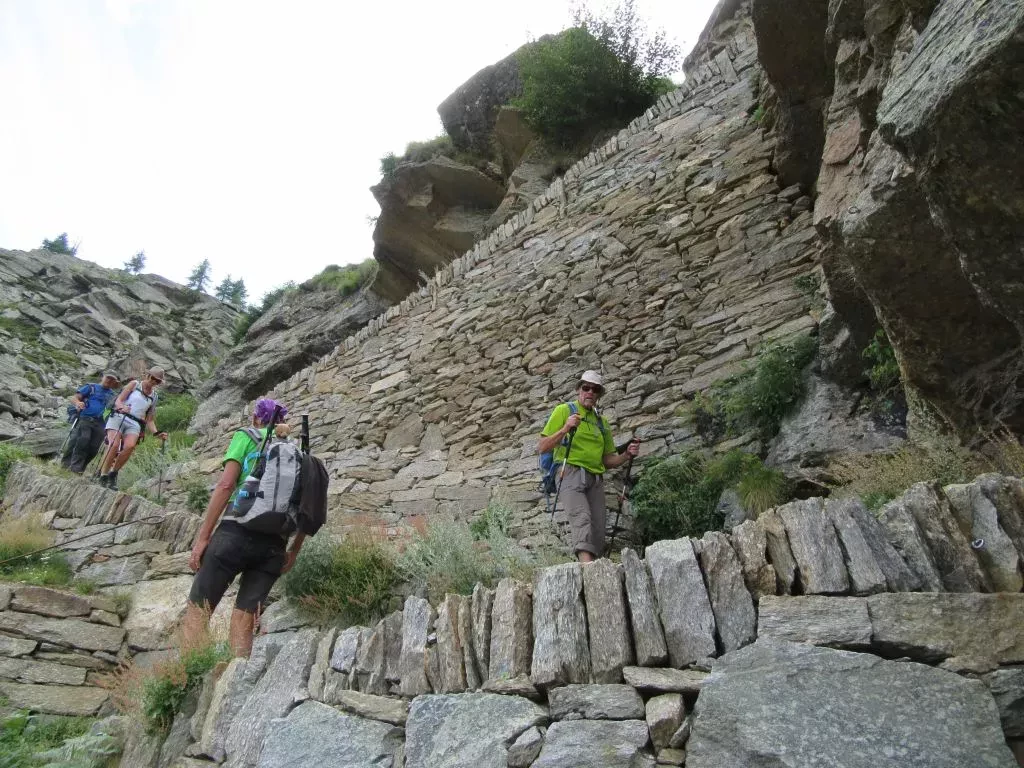 media-library84pbijait2emc0xmpsA