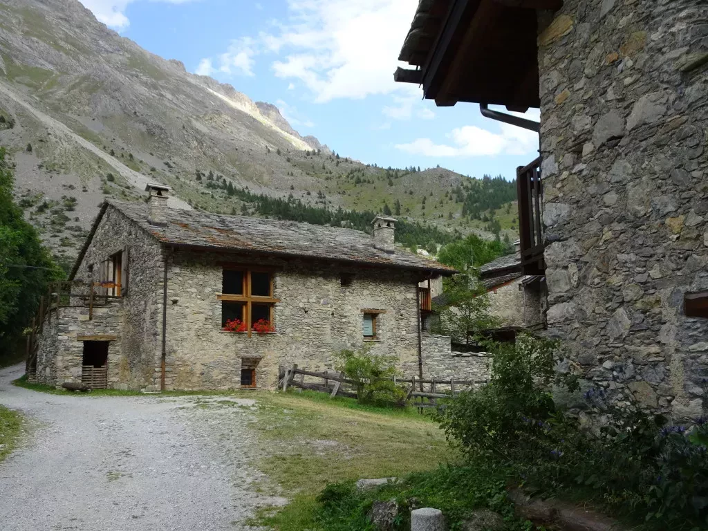 media-librarys6clmb80goo44pYkq9y