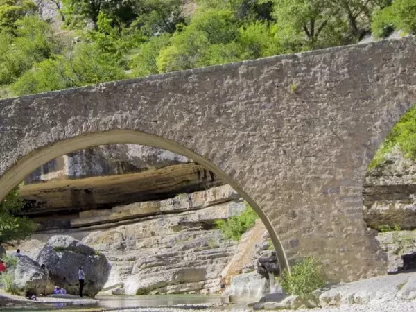 LES BARONNIES, PORTE DE LA PROVENCE en Liberté