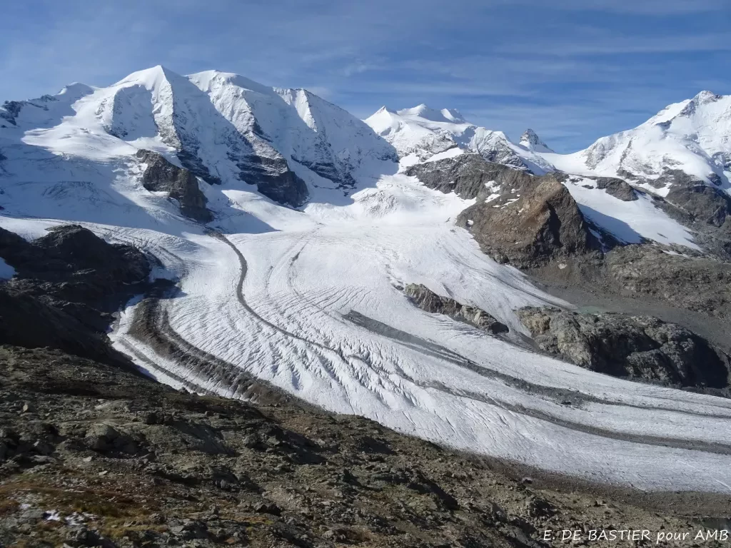 media-libraryb1o394cfg33ebT7phyS