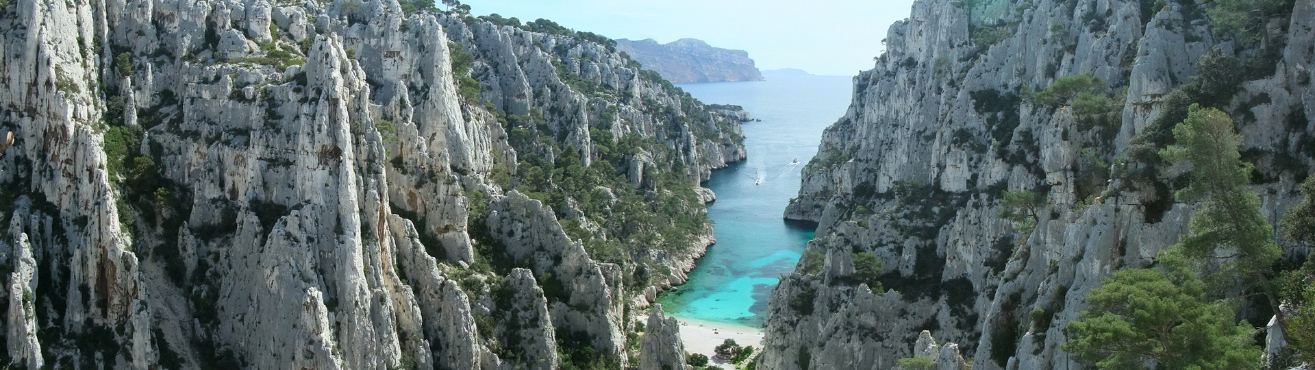 LES CALANQUES DE MARSEILLE ET CASSIS