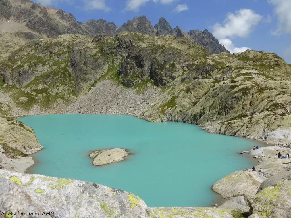 media-librarycb0nqnvp7fic5nWYR4E