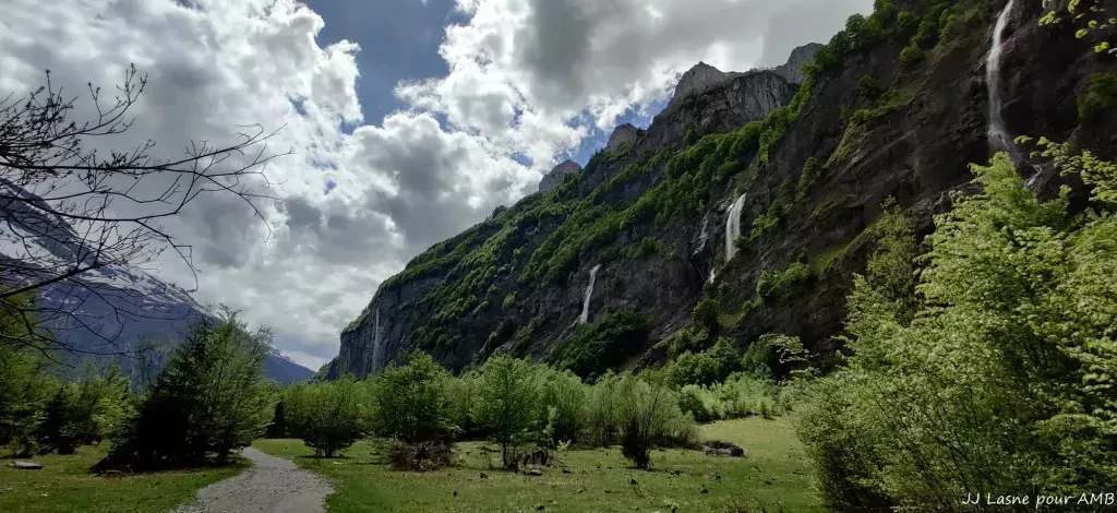 media-libraryn53us3u7030h4UCH64E