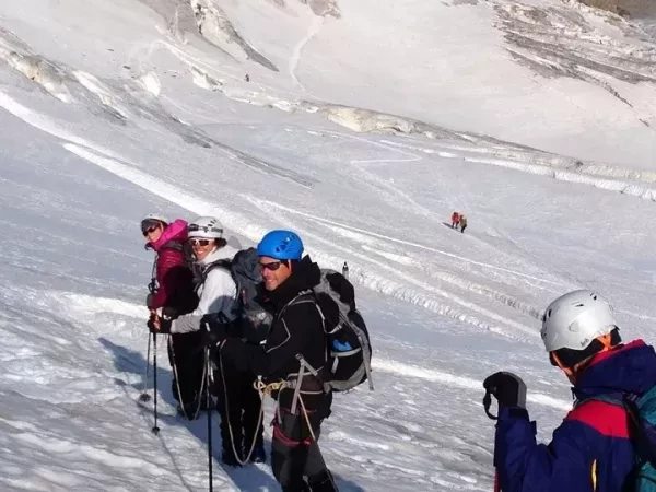 GRAND PARADIS ET SON SOMMET (4061 m)