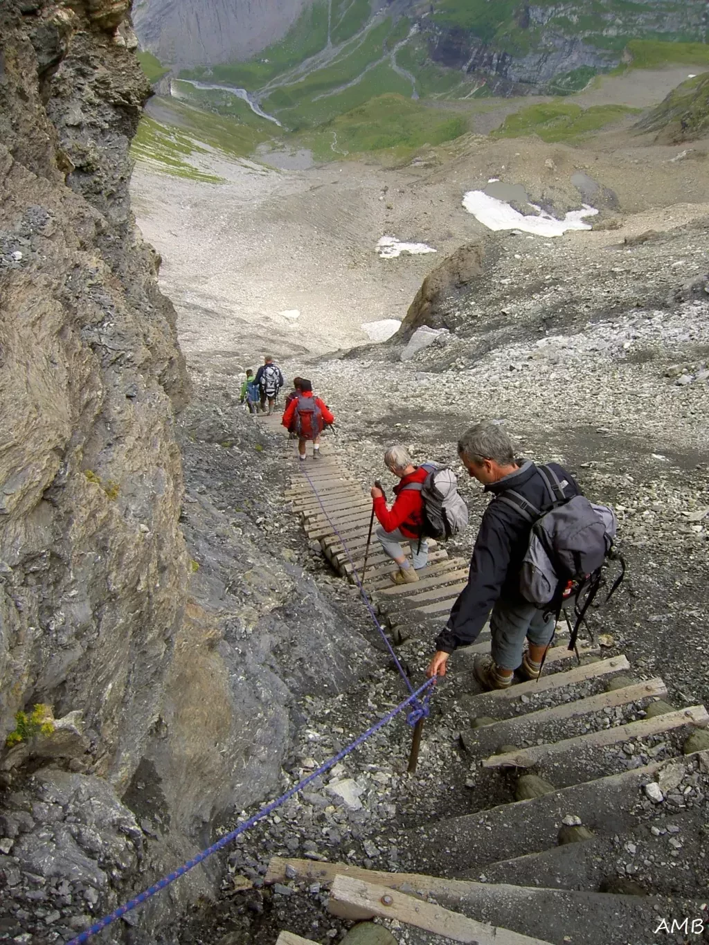 media-library15mfesceo9gj1OnNDiD