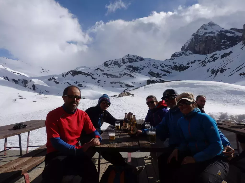 media-library2gbj236kaghj1fjUIuT