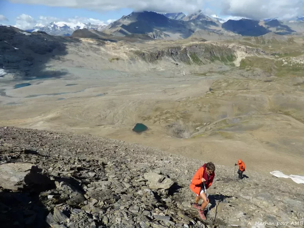 media-library83q5ogt5vah0eFQ8eIV