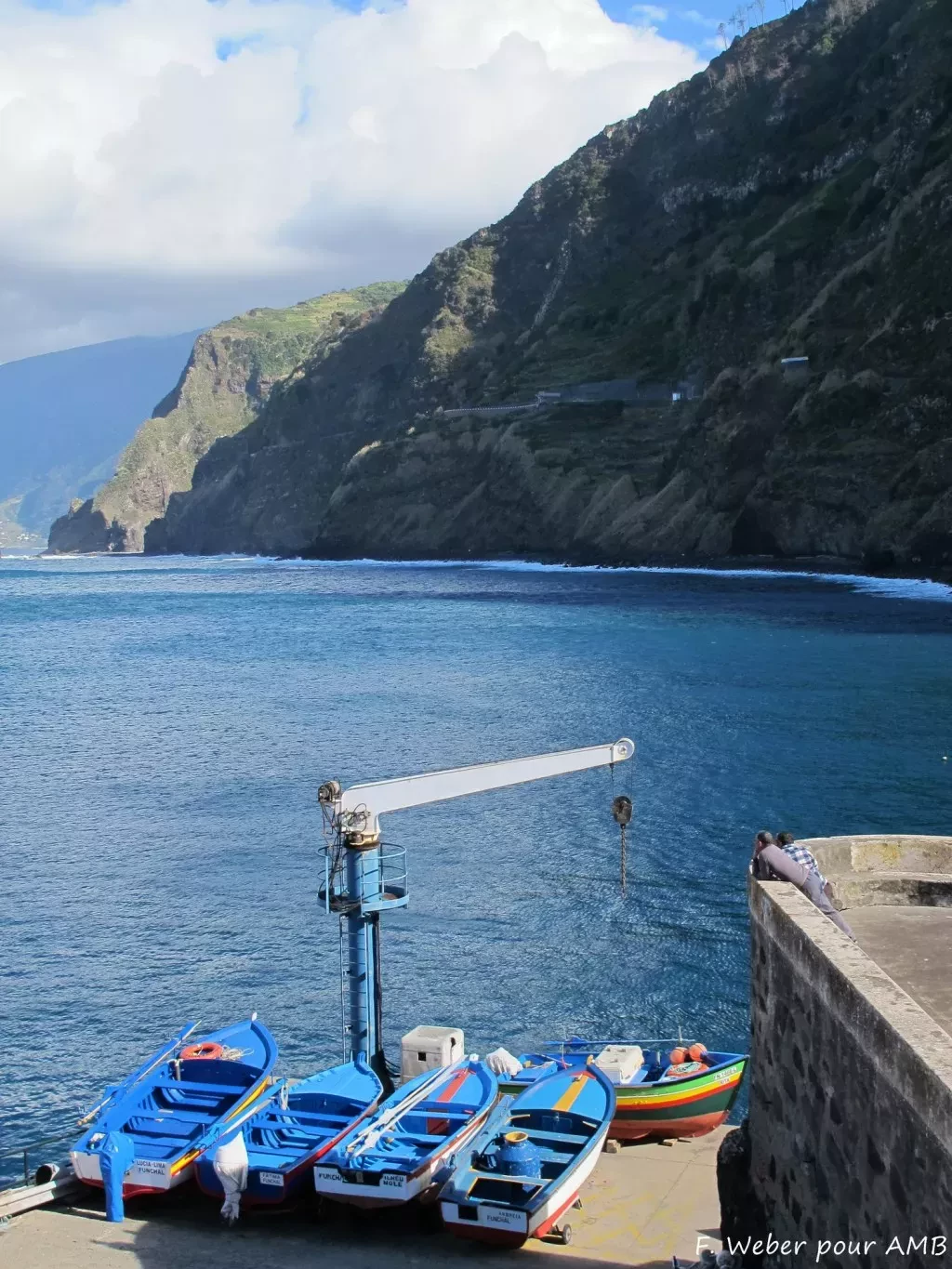 media-libraryjj1n2997cj3r4uCfX3W