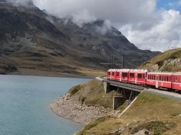 RANDOS ET TRAINS MYTHIQUES DE SUISSE 7J en Liberté